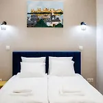 Venus Apartments - Akacfa III